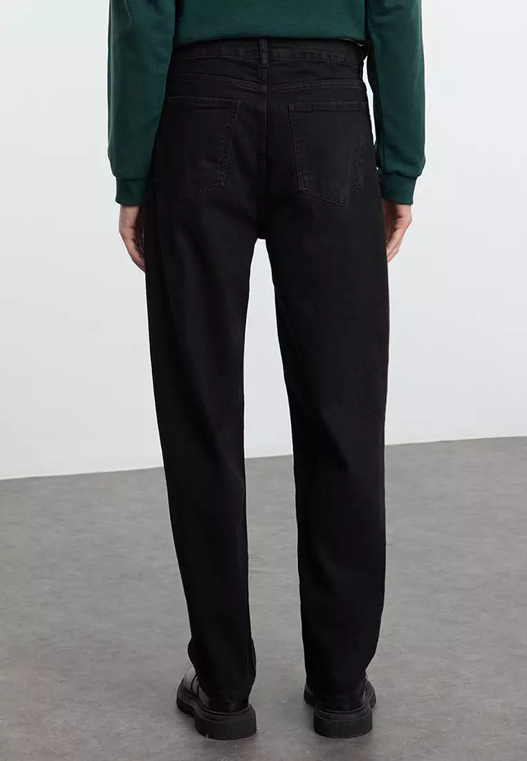 Straight Baggy Jeans