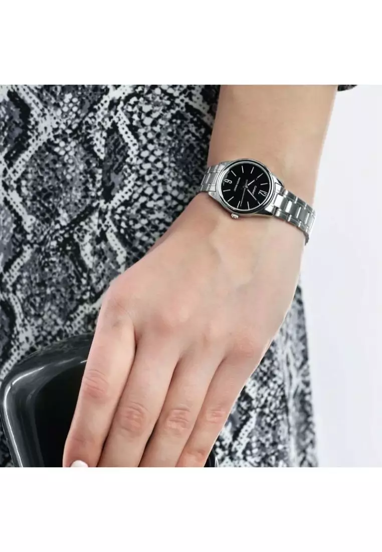 Women's Analog LTP-V005D-1B Silver Stainless Steel Band Ladies Watch