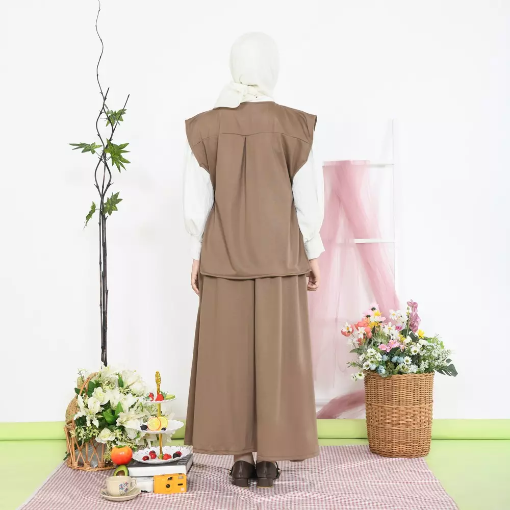 Amari One Set Vest Skirt - Soft Mahogany M19706 R39S4