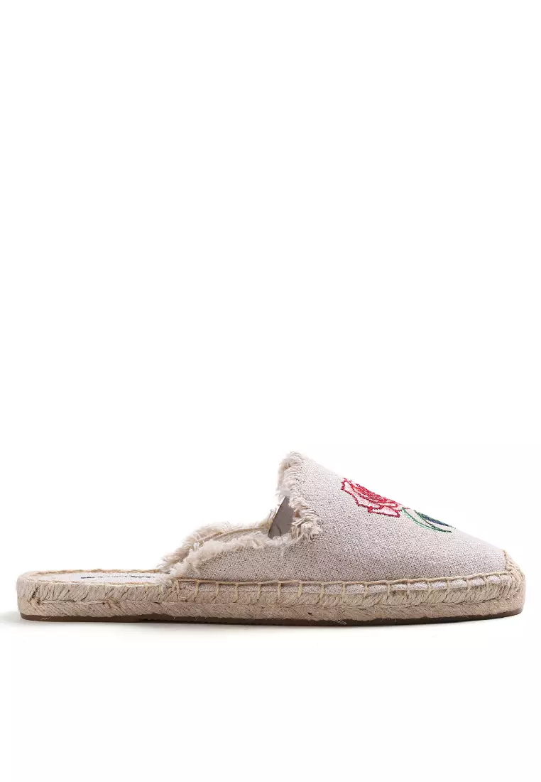 Discount on Twenty Eight Shoes  shoes - SKU: Embroidery Linen Espadrilles HB001