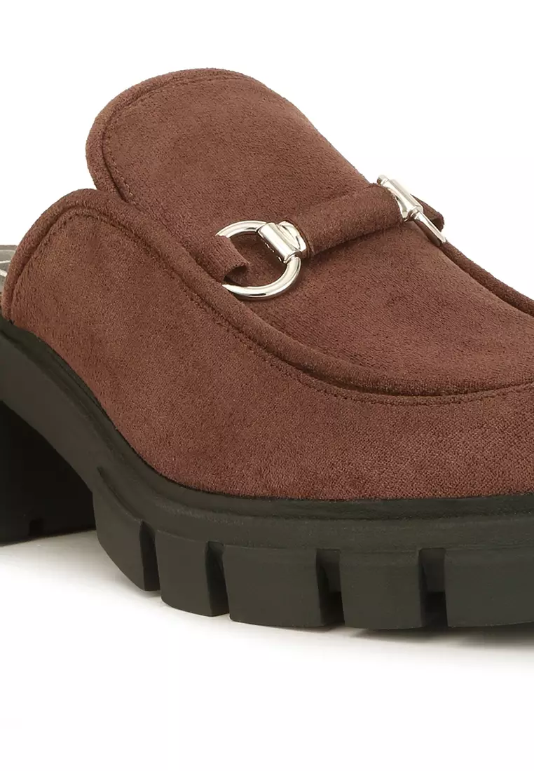 Sepatu Loafer Slip On Beludru Coklat