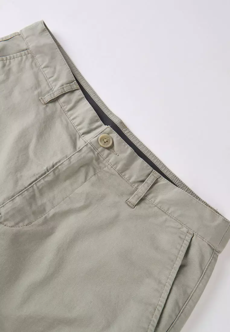 Men's Slim Tapered Hidden Comfort Bermuda Shorts 01106202