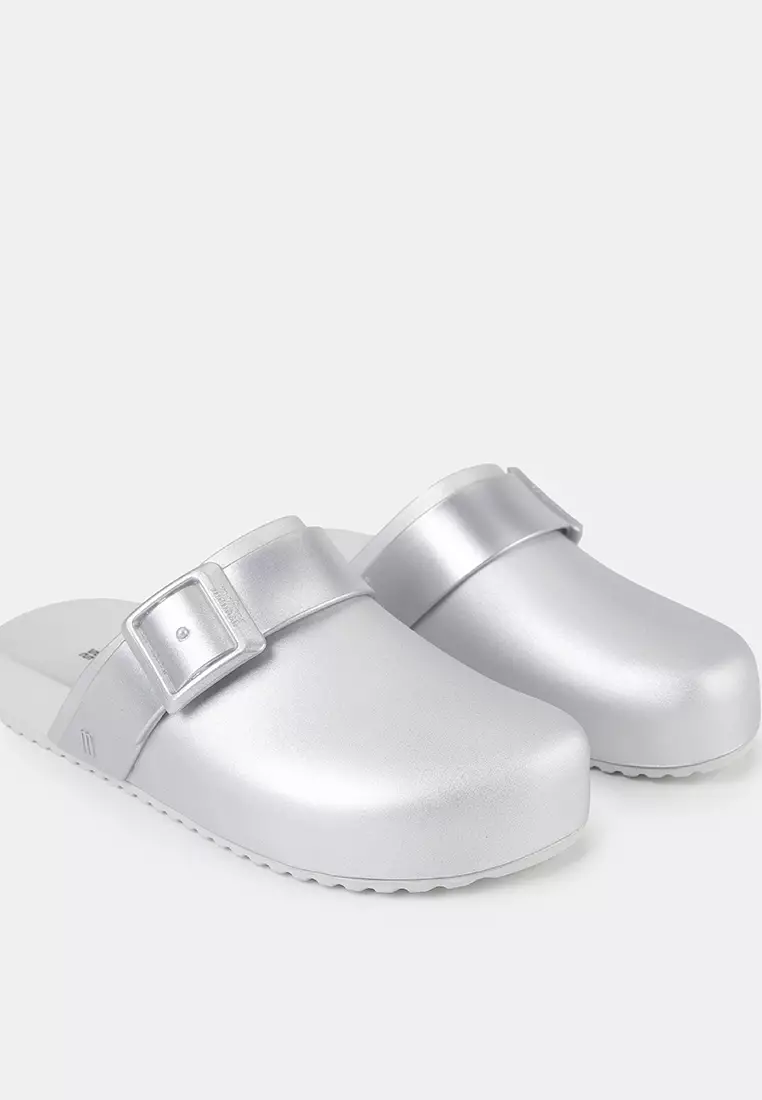 Cozy Clog Ad