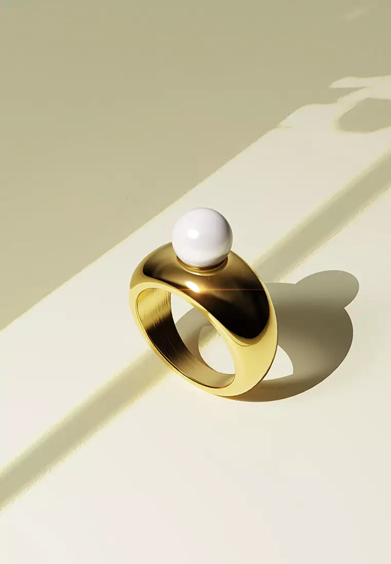 Pearl of the Sirens Gold Layered Ring
