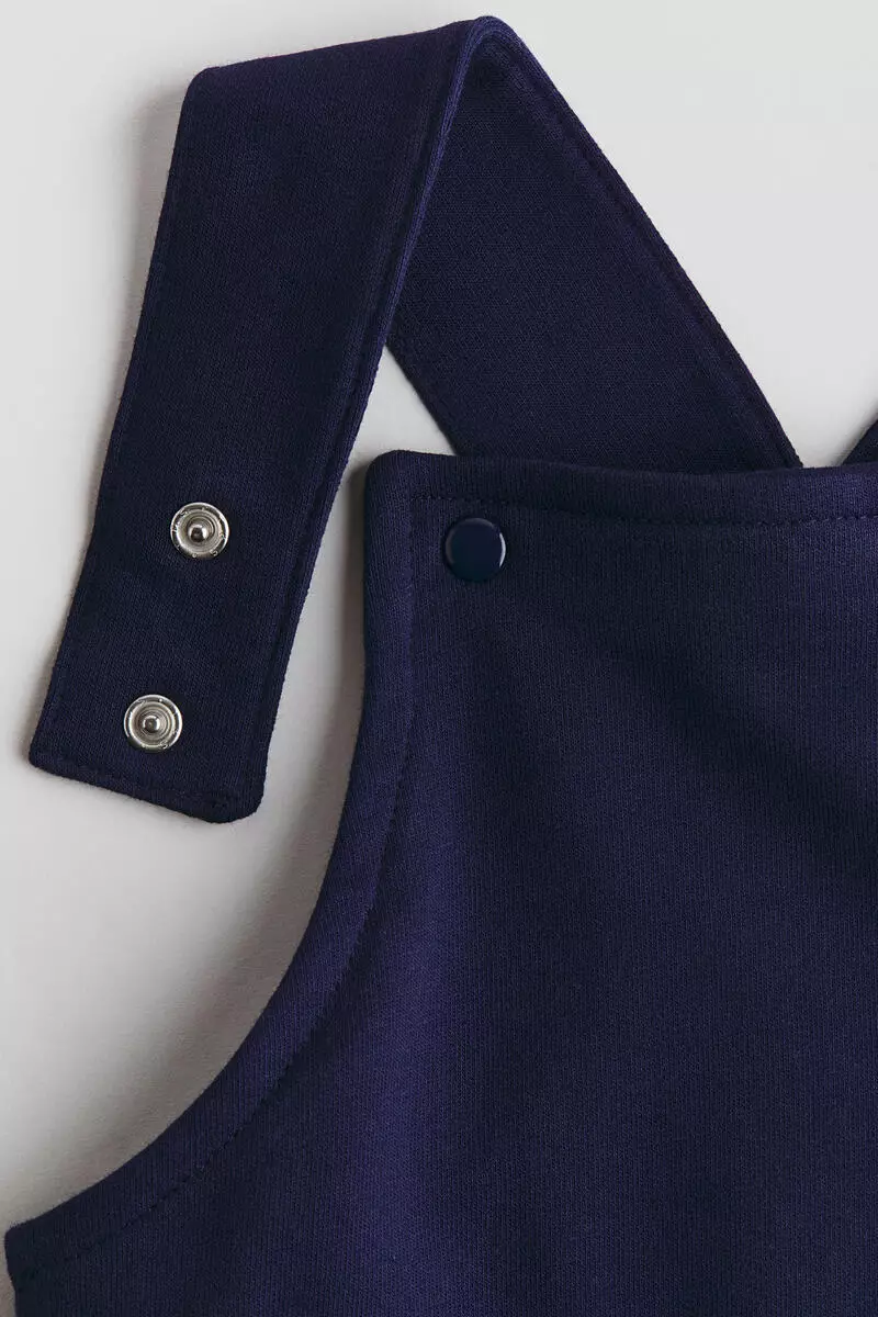 Sweatshirt dungarees