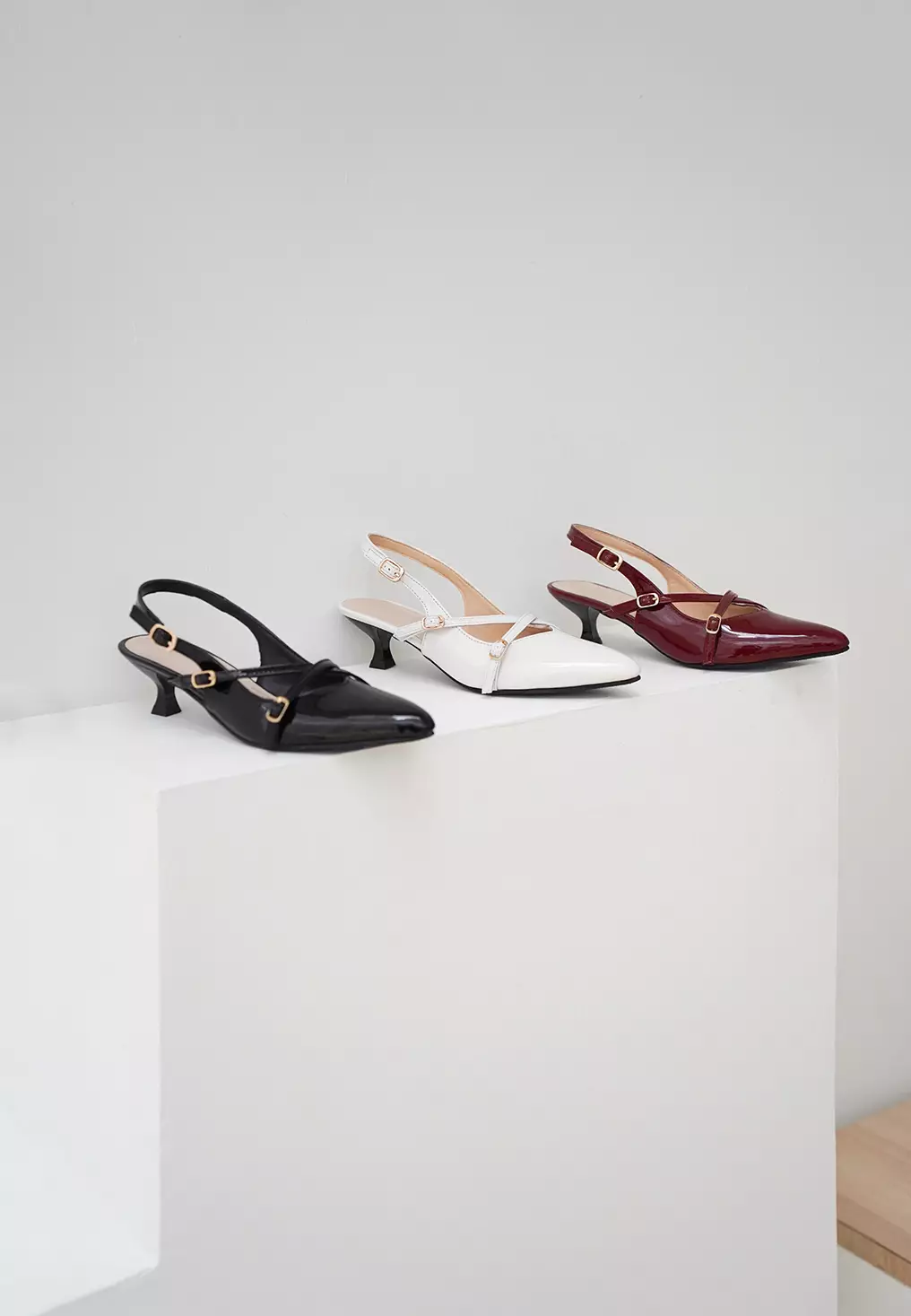 Louise Pointed Toe Slingback Stiletto Sandal Heels Wanita