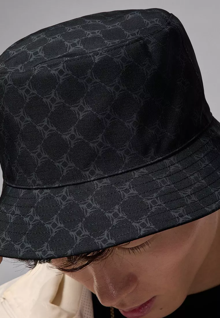 Apex Reversible Bucket Hat
