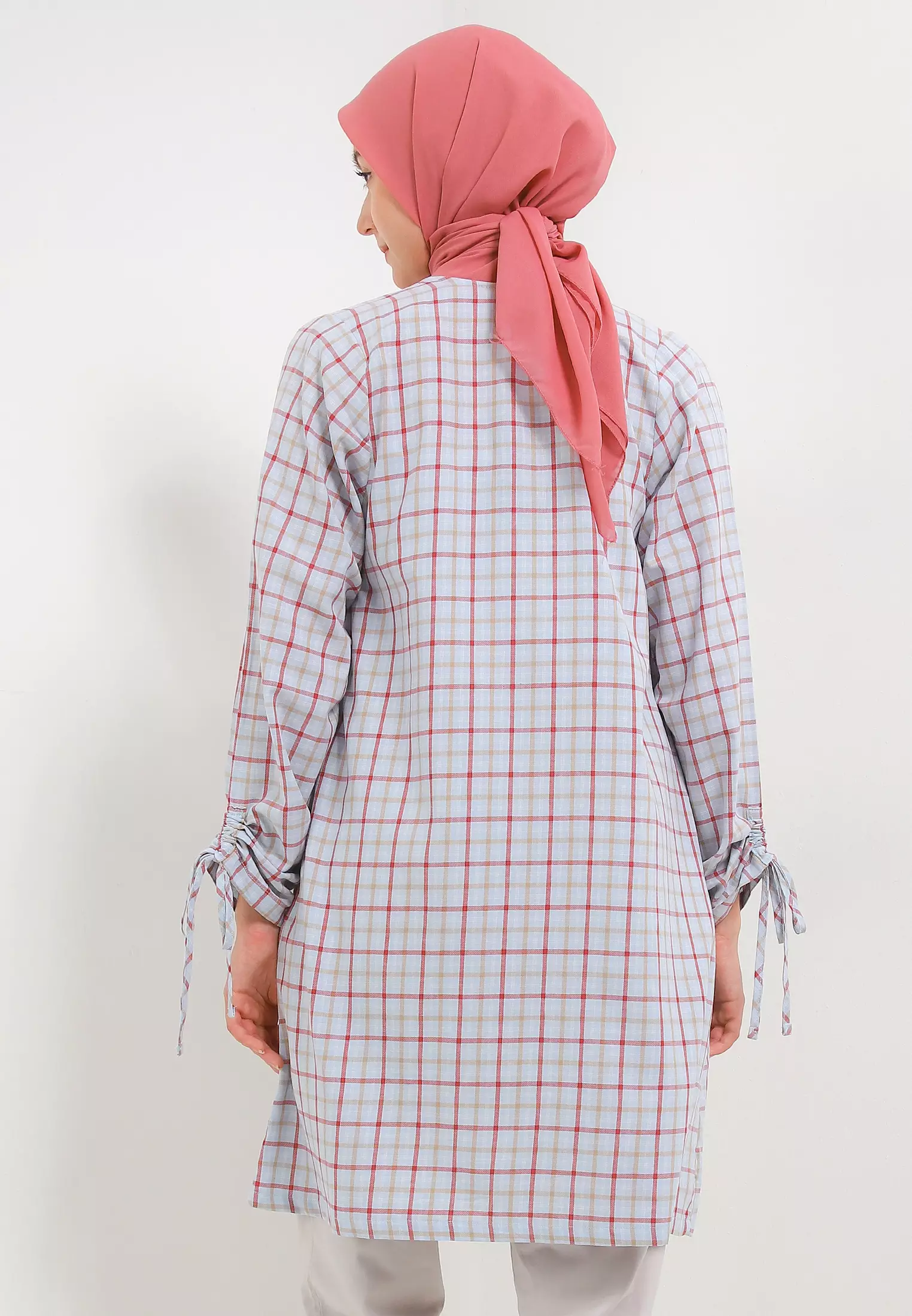 MFMW Alourra Tunik Light blue Motif Kotak