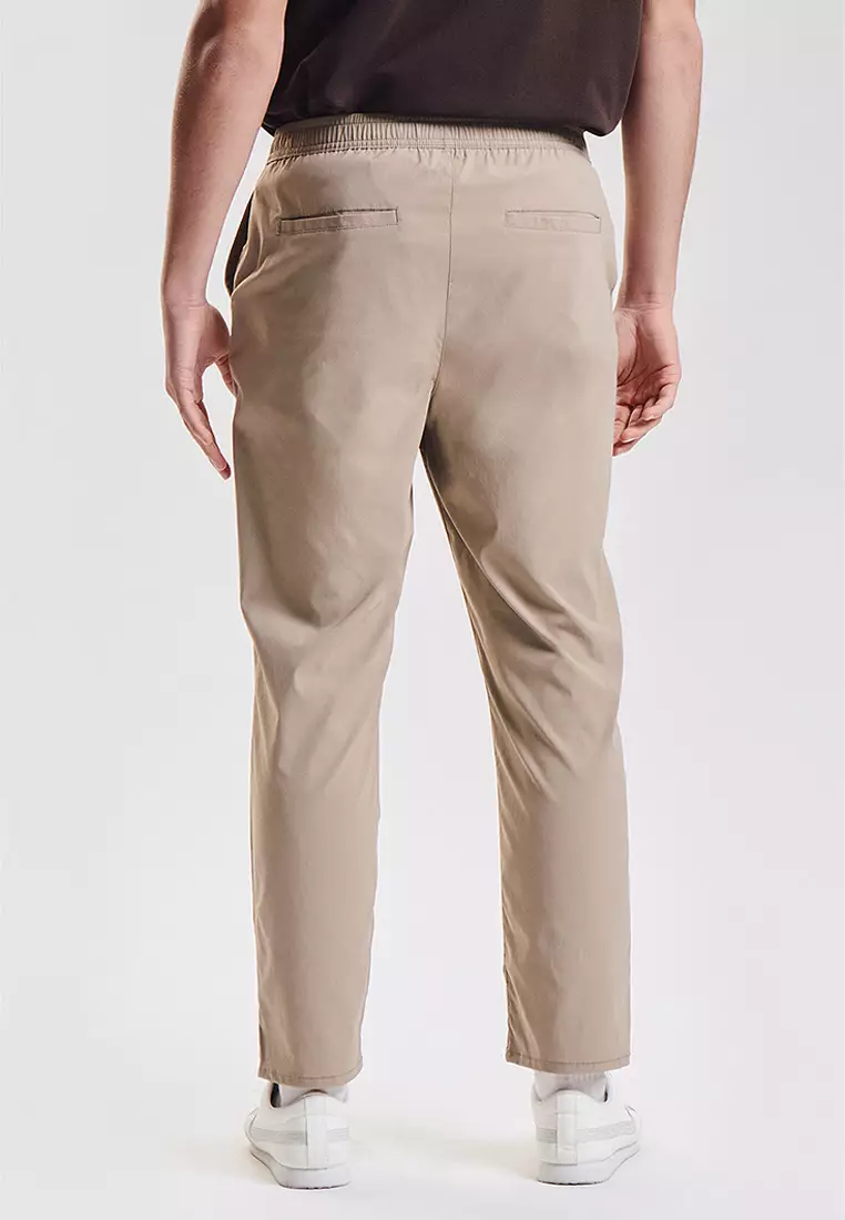Essentials Lite Move Slim Fit Pants