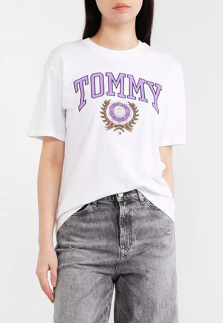 [ JEANS] Relaxed Varsity T-shirt ★大人気★ Varsity Cropped Relaxed T-Shirt | T-Shirts | Tommy Jeans