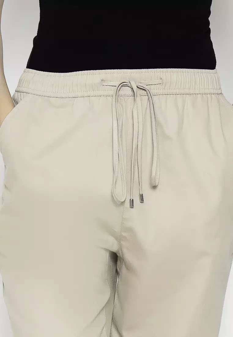 Urban Exchange Gianna Beige Tapered Pants - Casual Pants Celana Panjang Beige Warna Beige