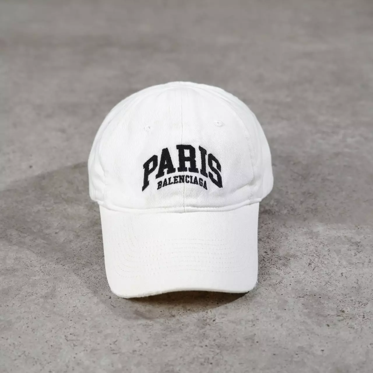 Topi BALENCIAGA PARIS BLACK WHITE CAP 100% ORIGINAL - OS ADJUST