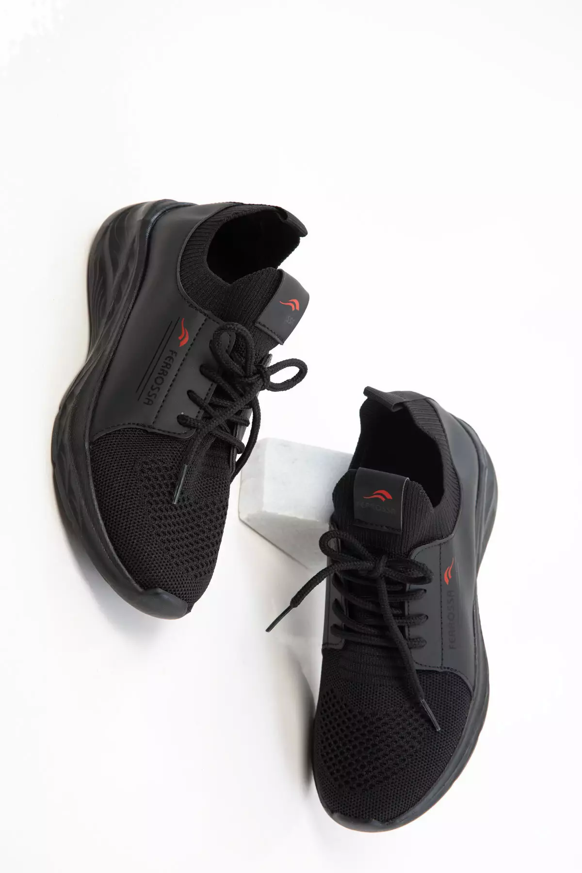 Black-Black Unisex Sneaker 20678