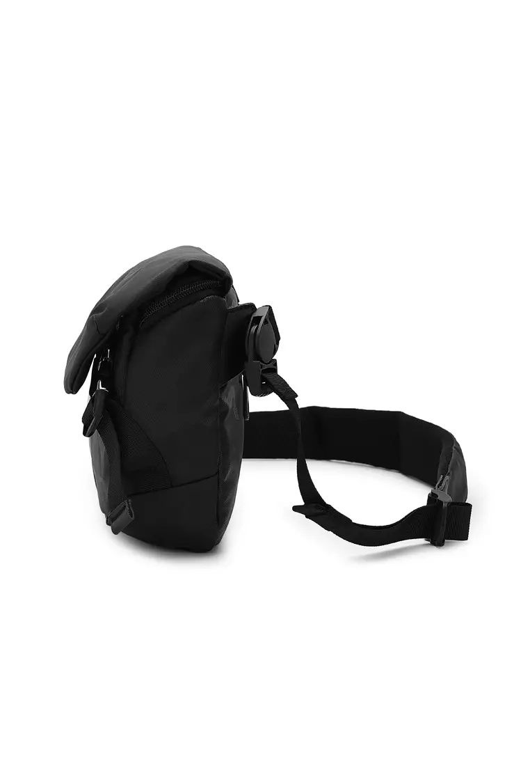 Flap Front Messenger Bag / Crossbody Bag / Sling Bag (Tas Selempang Pria) - Hitam