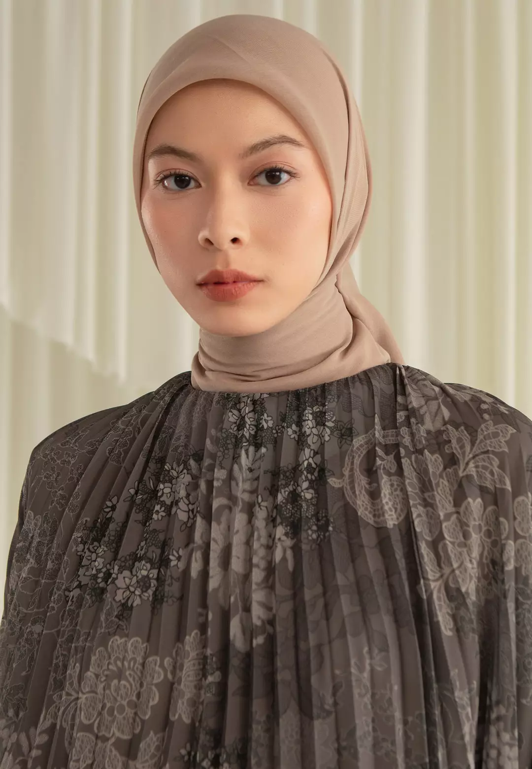 HijabChic Dahlia Dress Olive Ash - Dress Lebaran Motif Floral Anggun