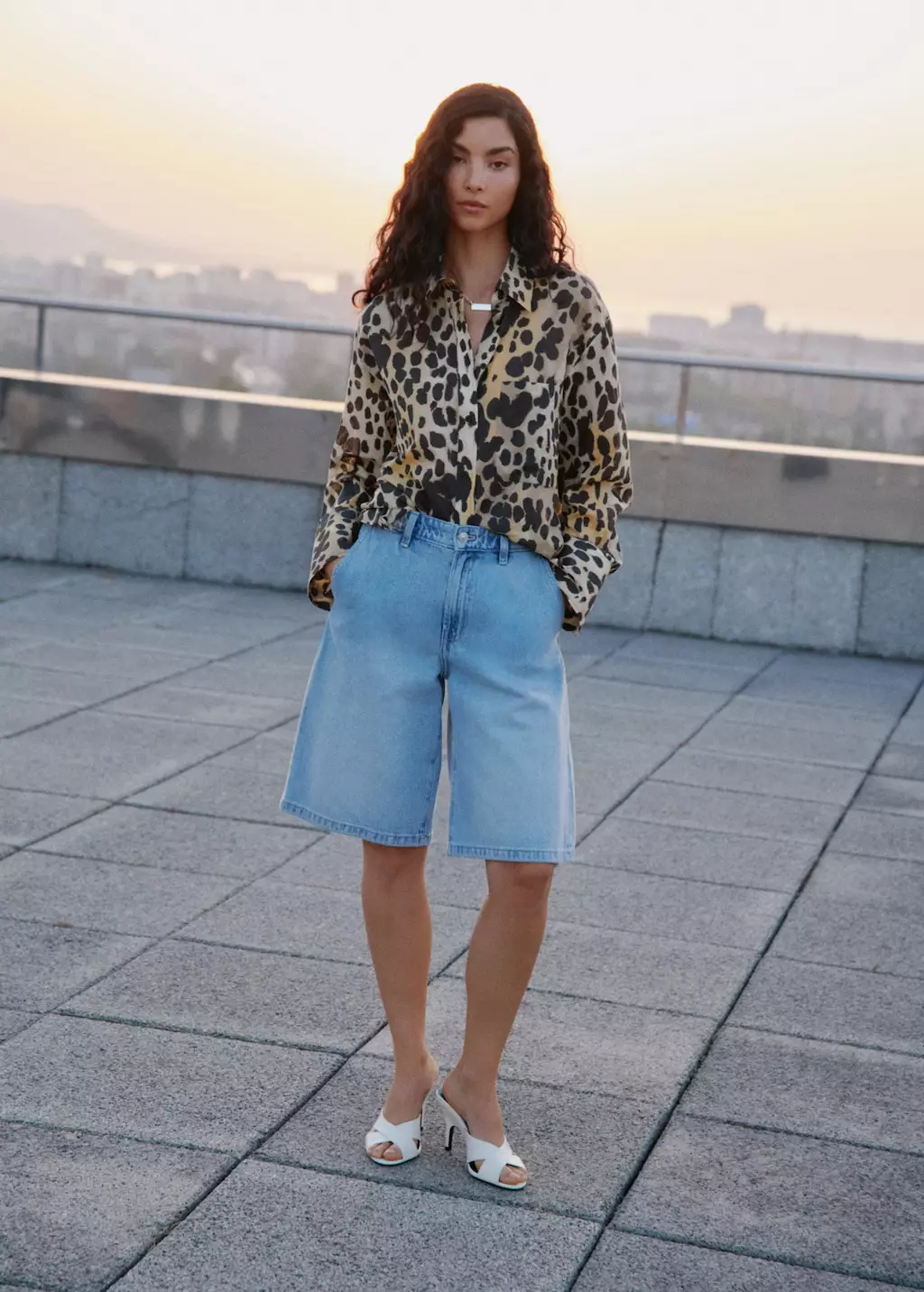 Kemeja leopard kantong