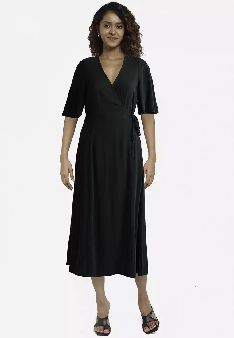 gap black wrap dress