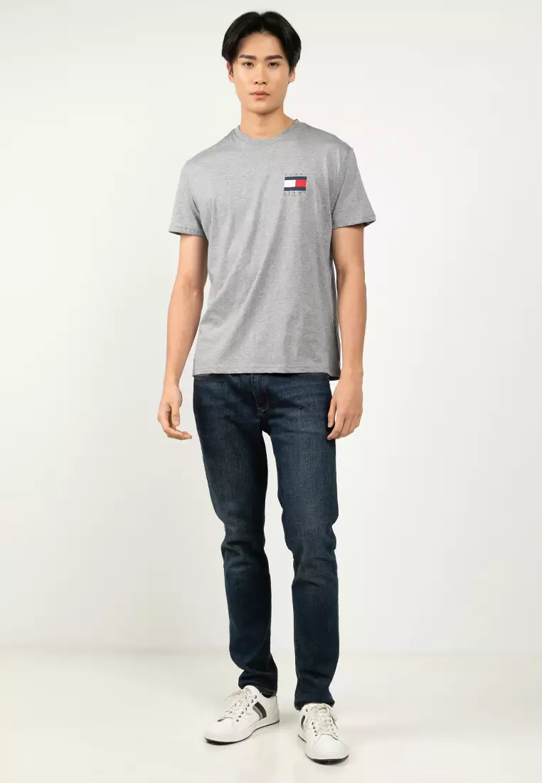 Back Flag Logo T-Shirt - Tommy Jeans
