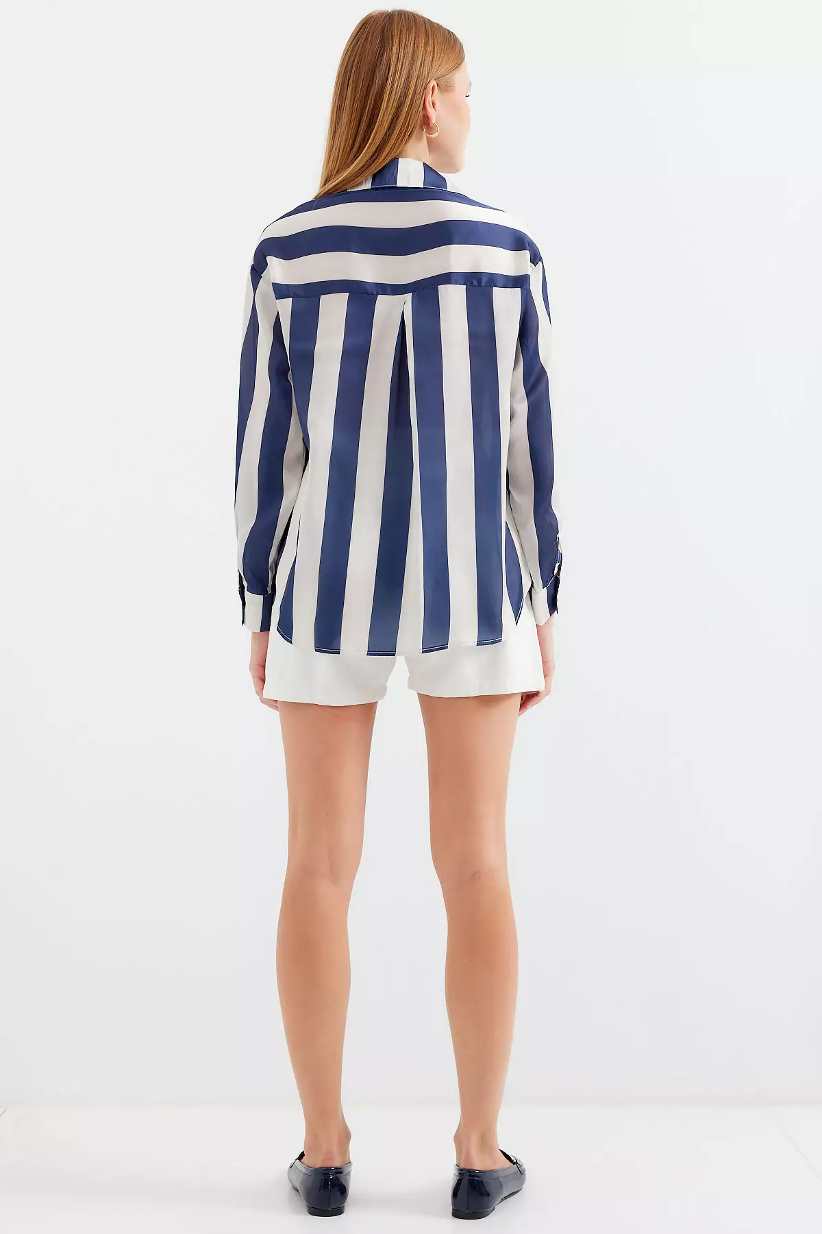 Long Sleeves Collared Shirt