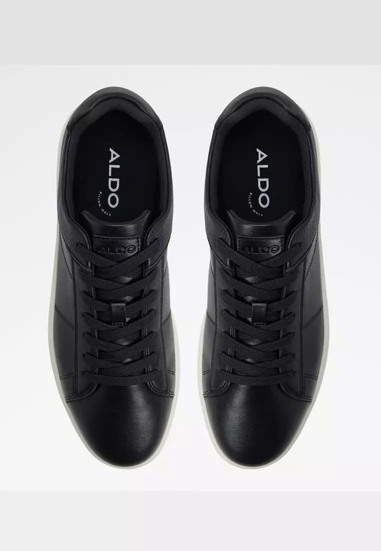Ovie Low-Top Sneakers