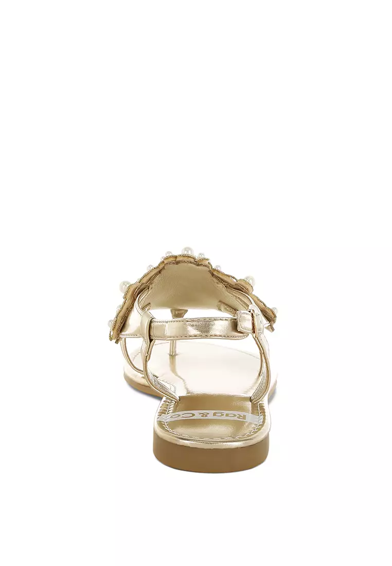 Sepatu Flat Berhias Mutiara Metalik dalam Warna Emas