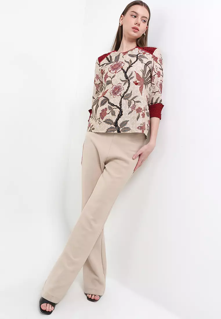 Blouse Atasan Batik Wanita Exclusive Premium Cavera Lengan 7/8 Cream