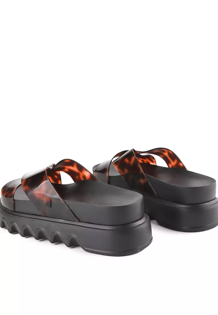 Cozy Cross Platform Ad