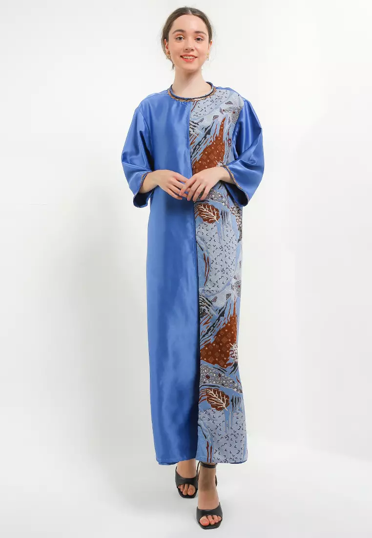 Abaya Asimetris Batik Doby