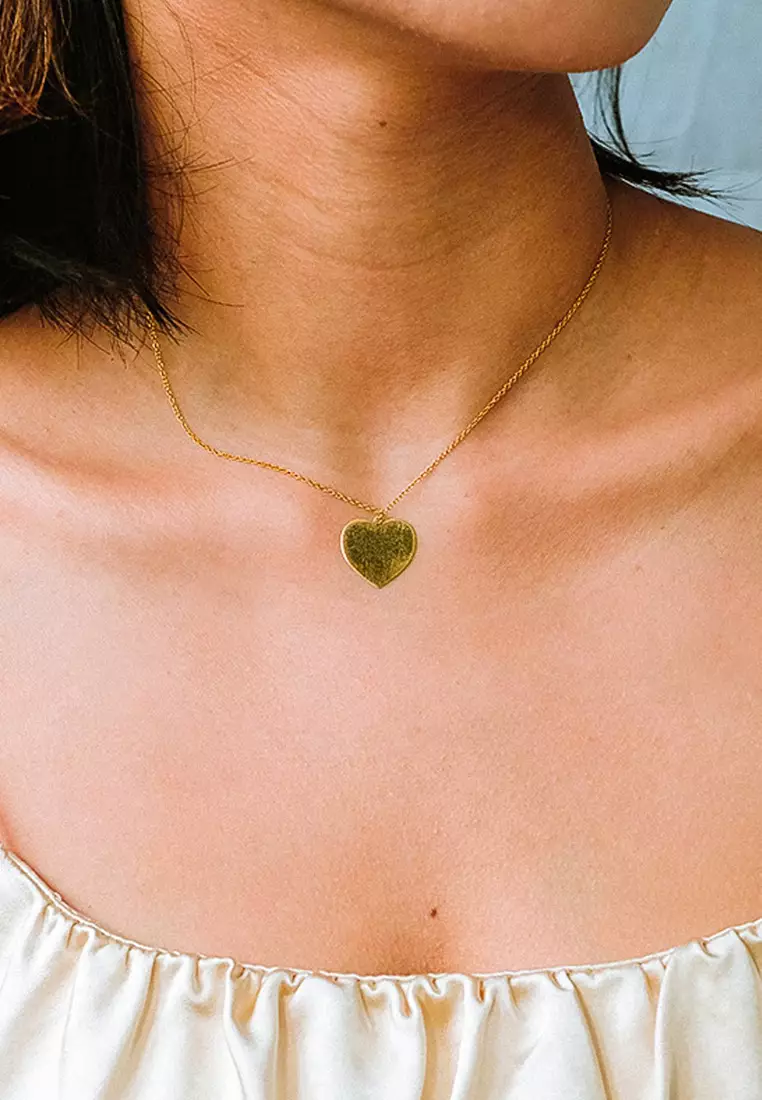 Engravable Heart Necklace 18k Gold