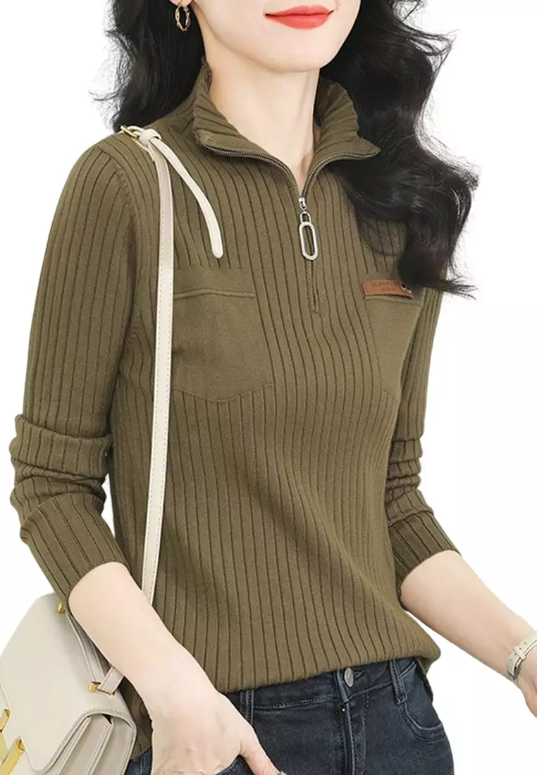 Women's turtleneck deals with zipper