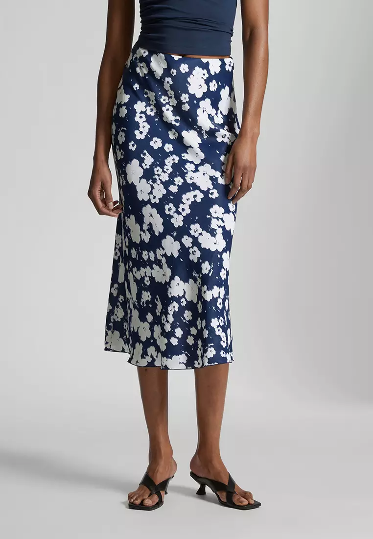 Floral pencil skirt top satin