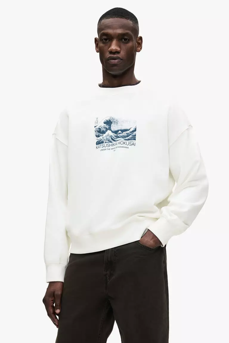 Sweatshirt