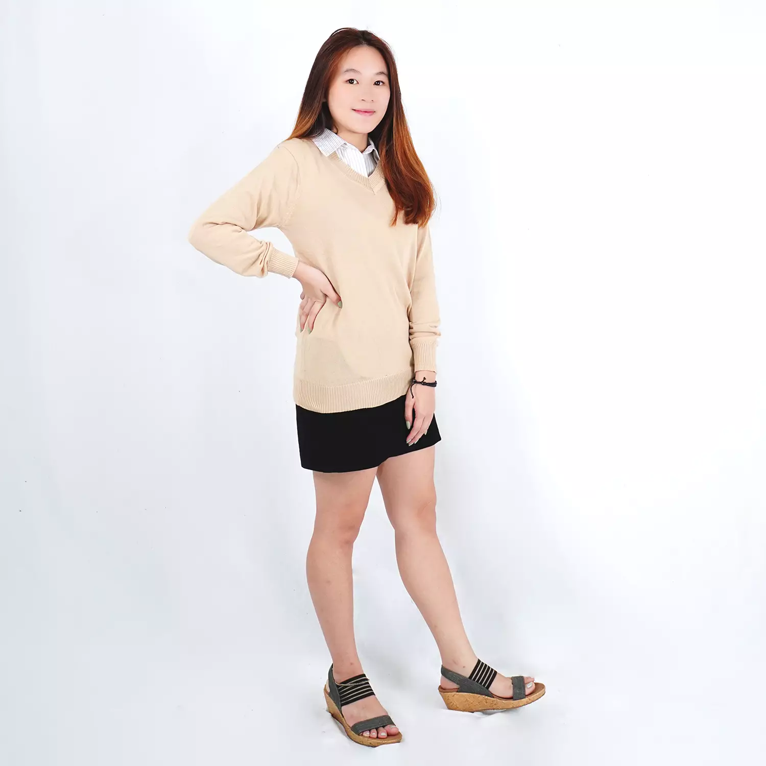 OKECHUKU Vanessa Sweater Rajut / Sweter Knit Wanita Tangan Panjang / Switer Leher V Basic Polos