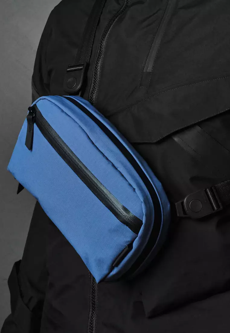 Alpaka Toiletry Bag - Blue