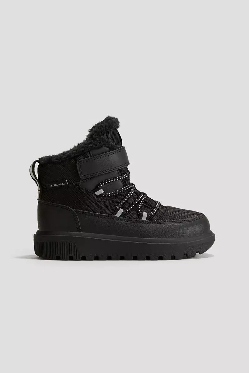 Discount on H&m  shoes - SKU: Waterproof Hi-Tops
