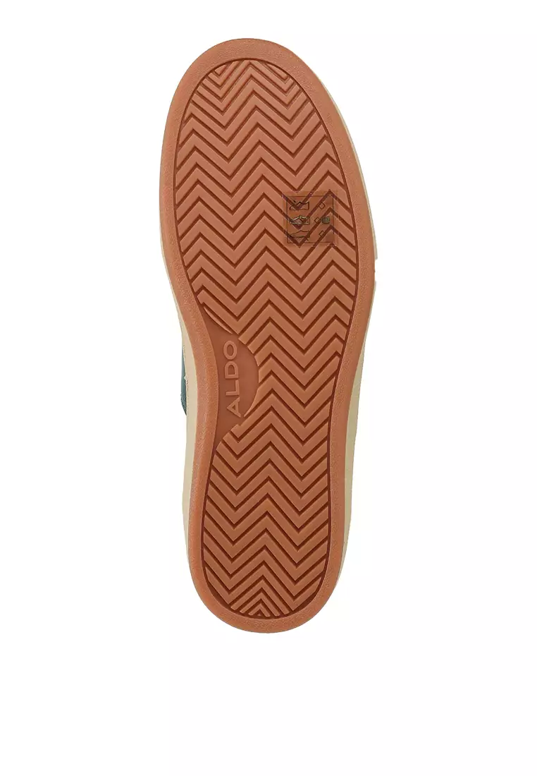 Roscoe Sneakers
