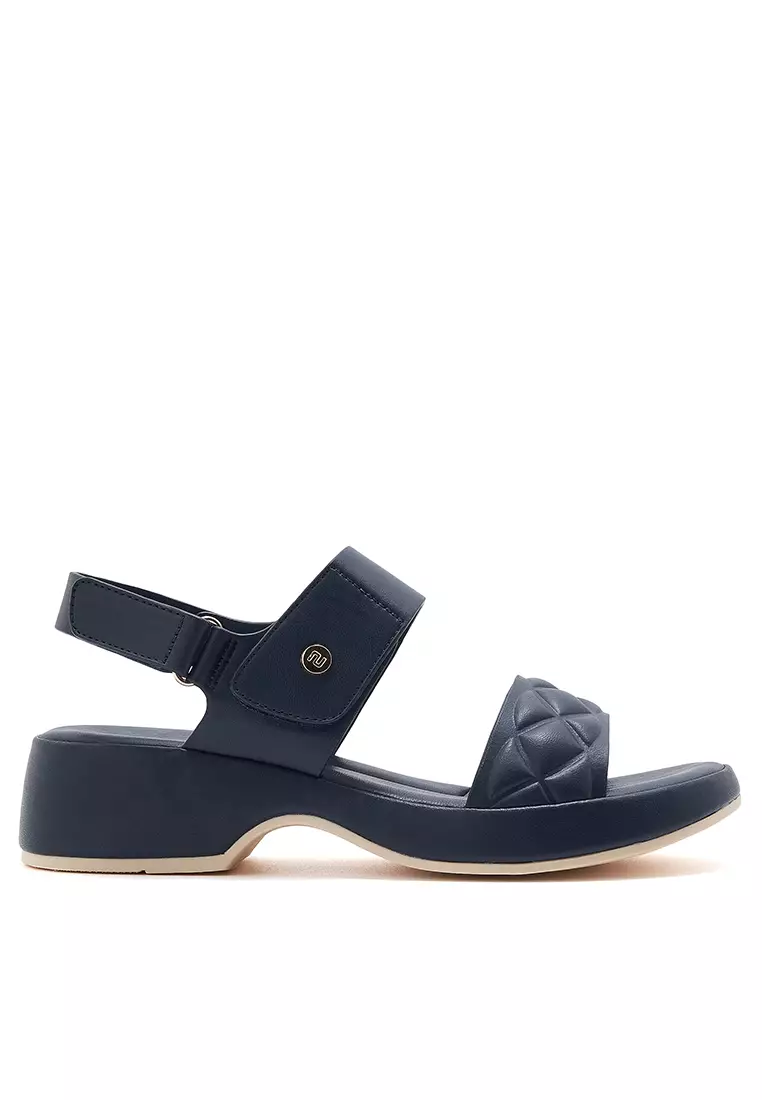 Discount on Twenty Eight Shoes  shoes - SKU: 4.5CM Ankle Strap Wedge Sandals ALM222-1