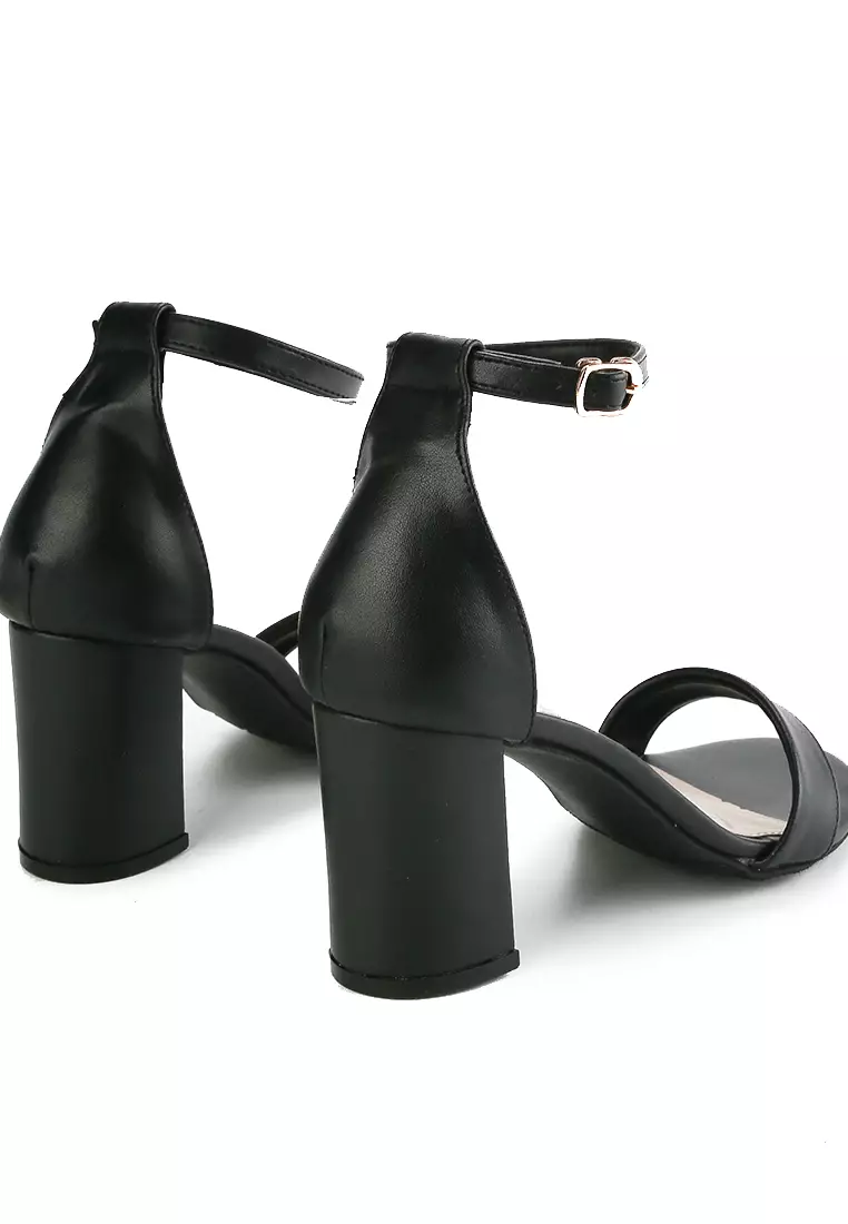 Loly Sepatu Sandal Wanita Ankle Strap Hak 8 cm