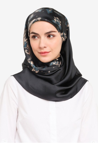 Buy Hijabii Murni Square Scarf In Black 2021 Online Zalora Singapore