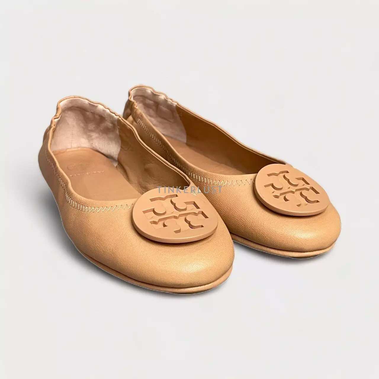 Tory burch minnie travel hotsell ballet flat light oak