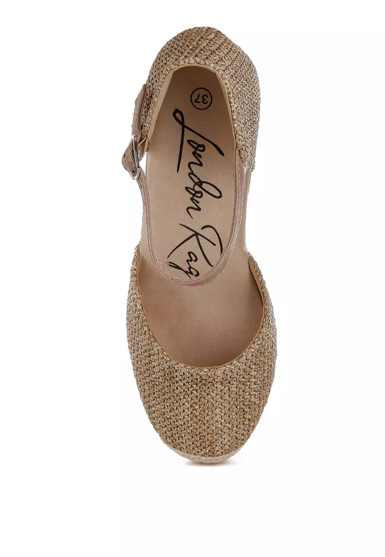 Sandal wedge anyaman rafia warna krem