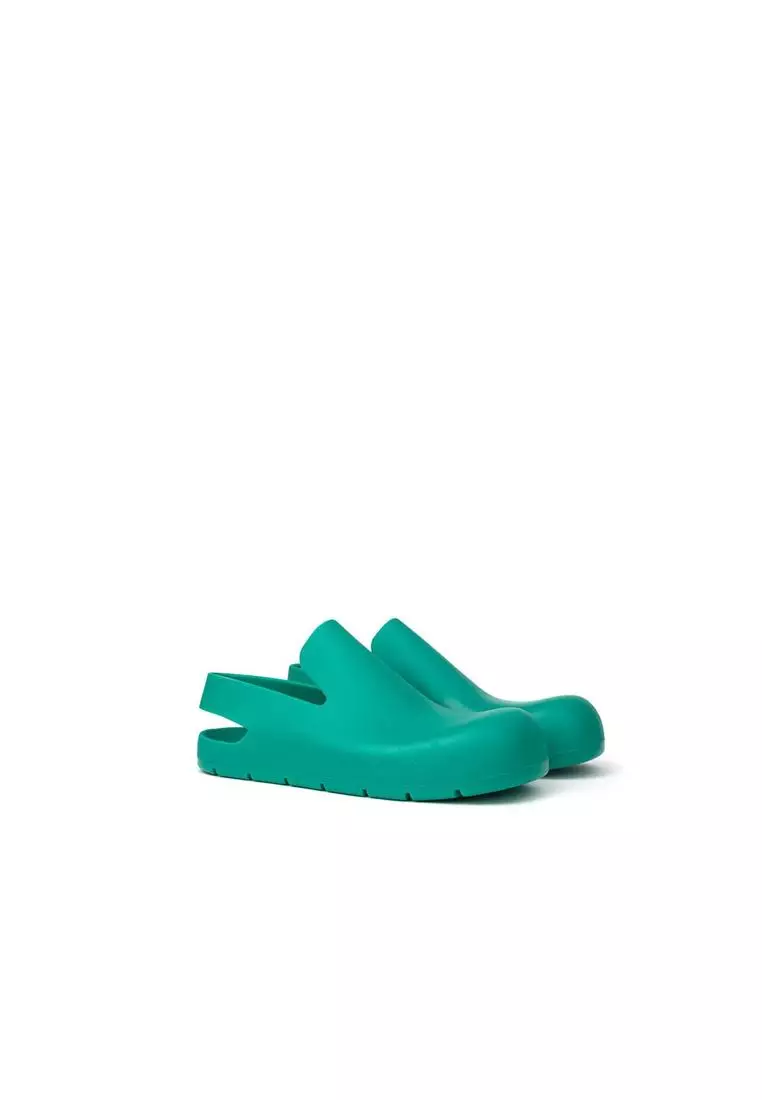 網上選購 BOTTEGA VENETA Matte Rubber Puddle Slippers Sandals 2025 系列 | ZALORA香港
