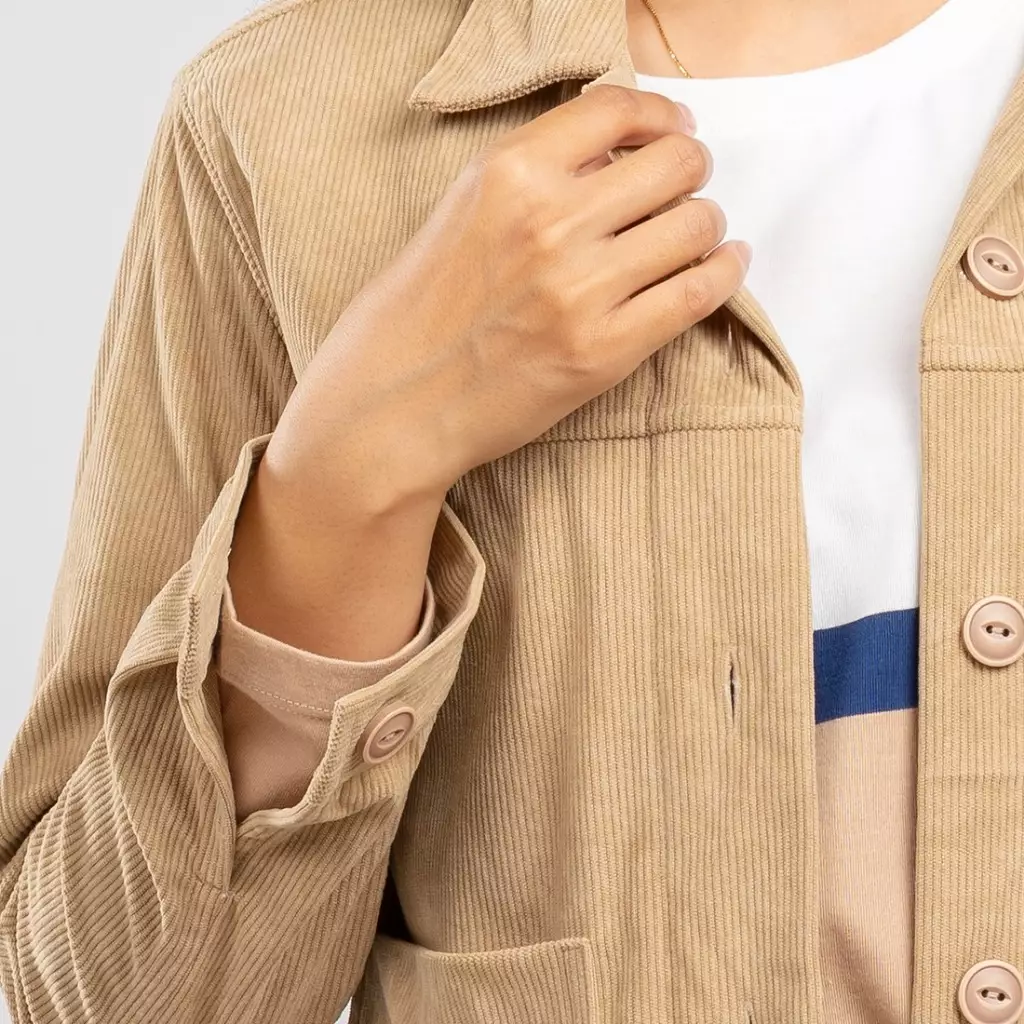 C2 Fairly Khaki Crop Outer Wanita