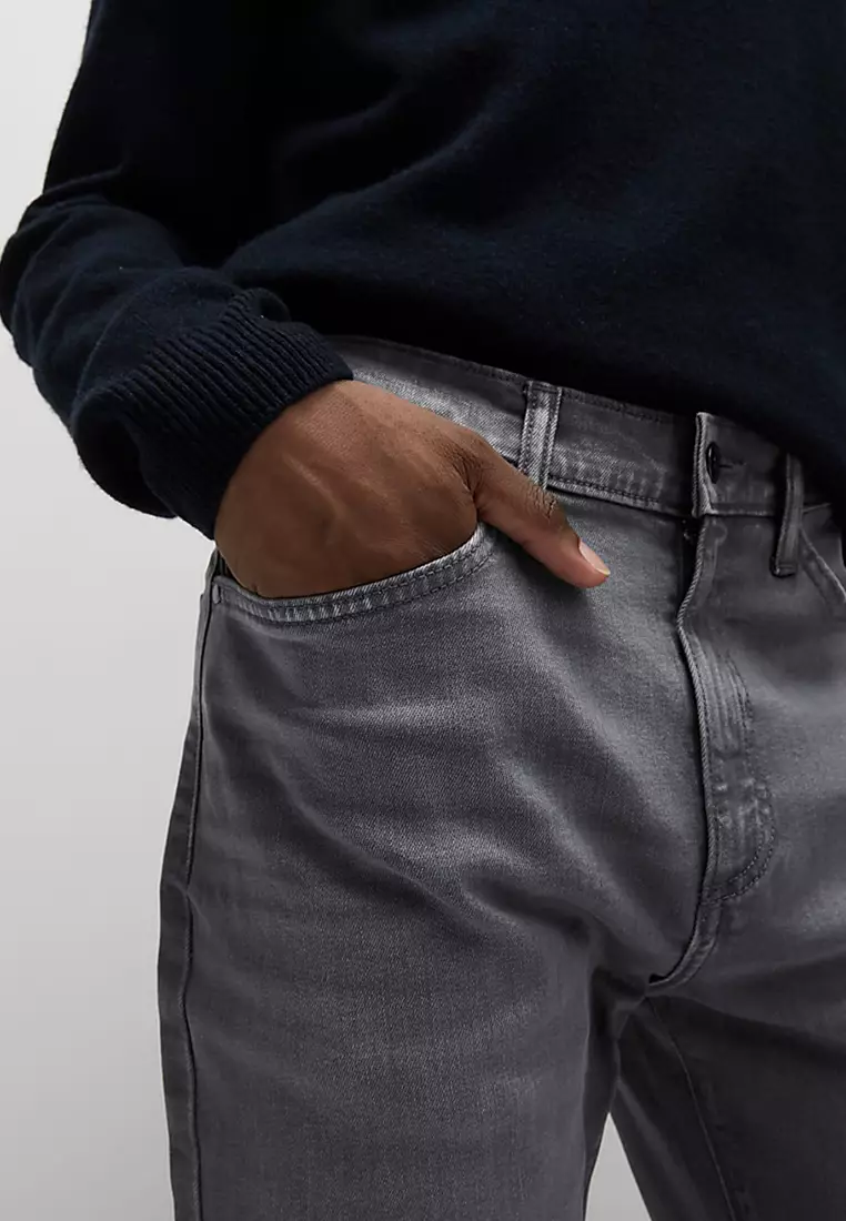 Straight Fit Stretch Jeans