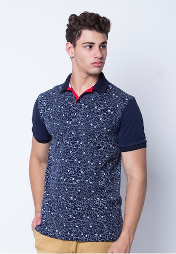 Polo Shirt to Many Dots