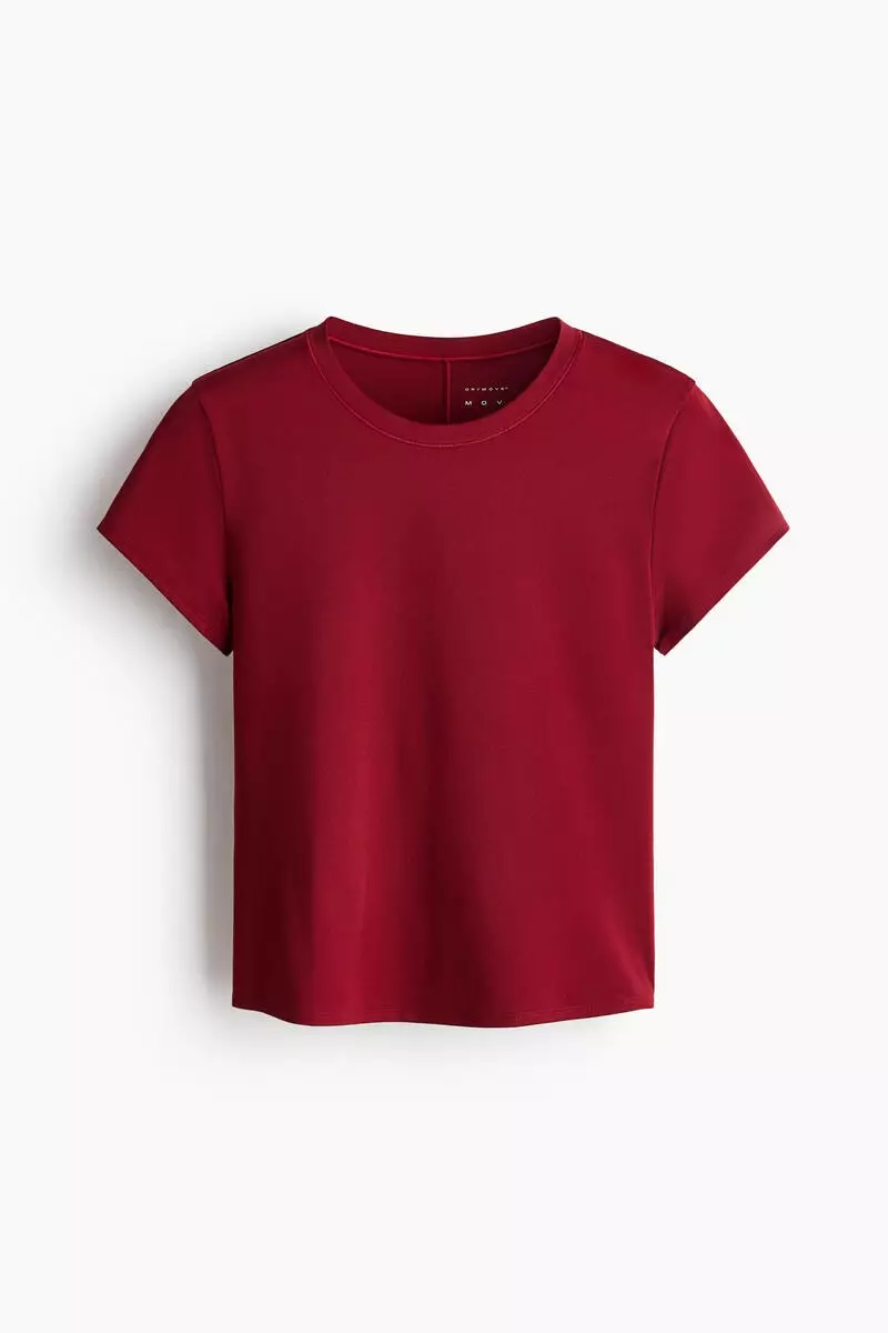 Sports top with DryMove™