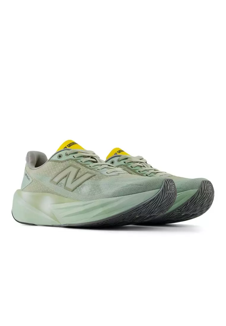 New Balance Women's FuelCell Rebel v5  - Garter Snake