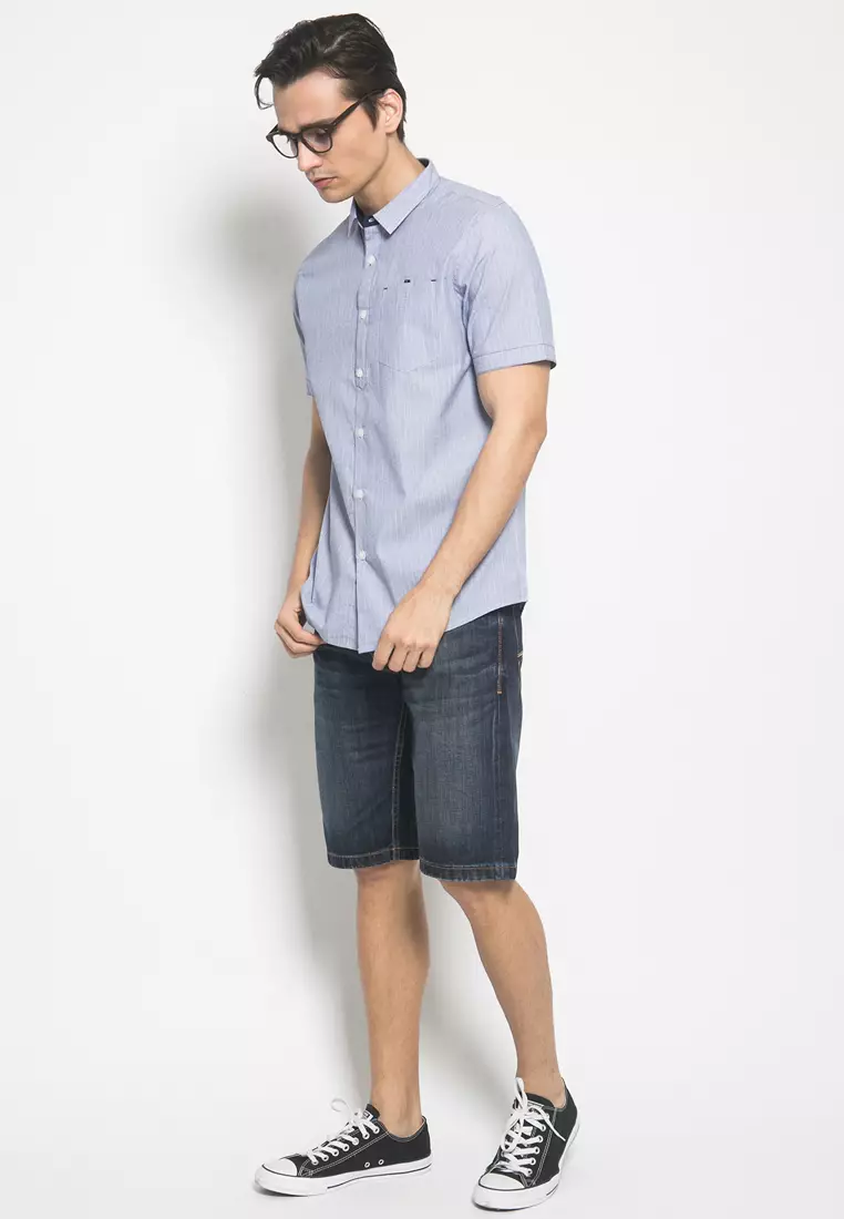 Johnwin - Kemeja Casual - Kemeja Pria - Biru Muda - Salur - Lengan Pendek - ASH.670.K880.768.C-S/S