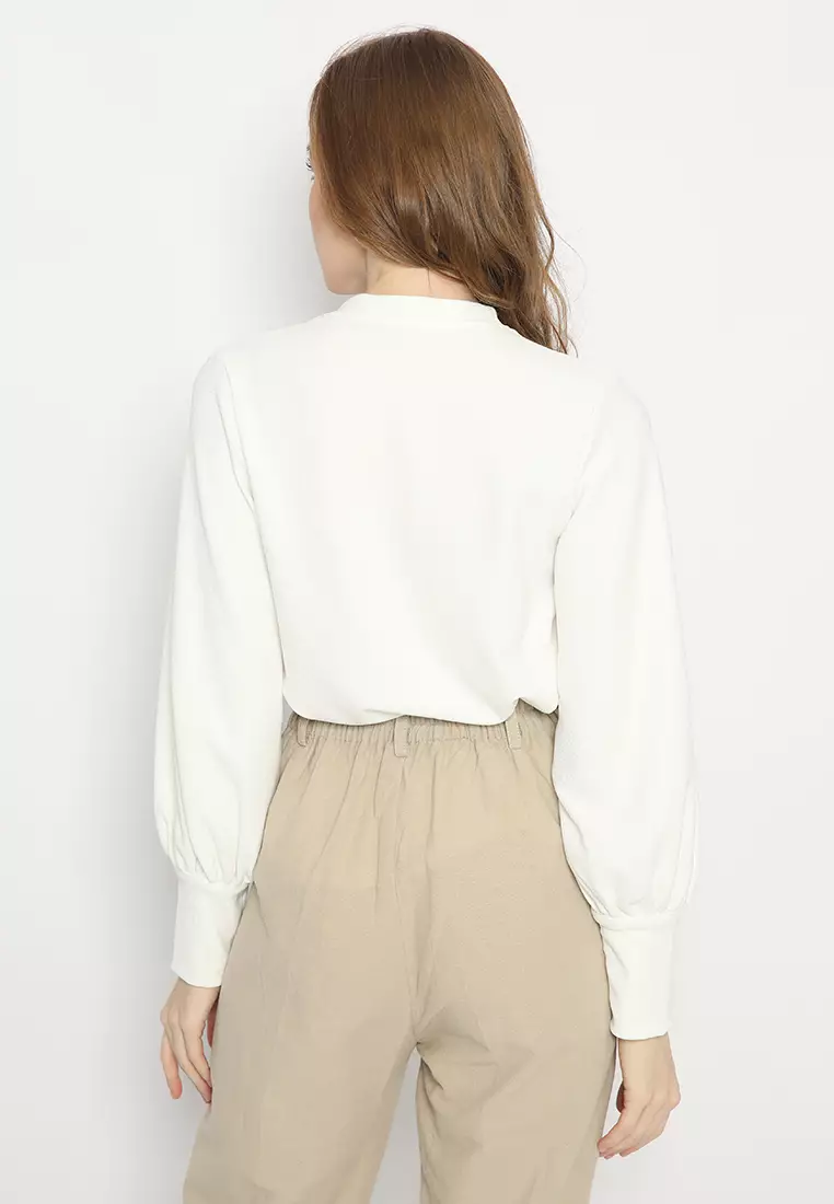 Puff Sleeves Knit Blouse