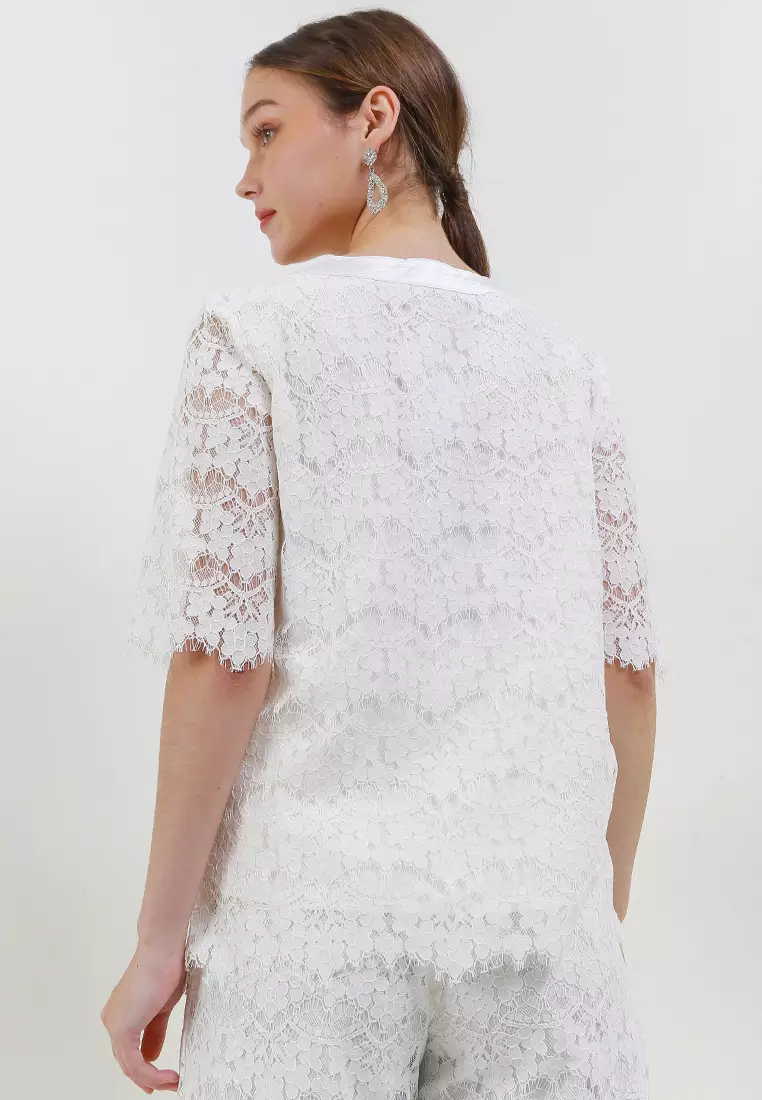 S/S Eyelash Lace Blouse W/ Pocket